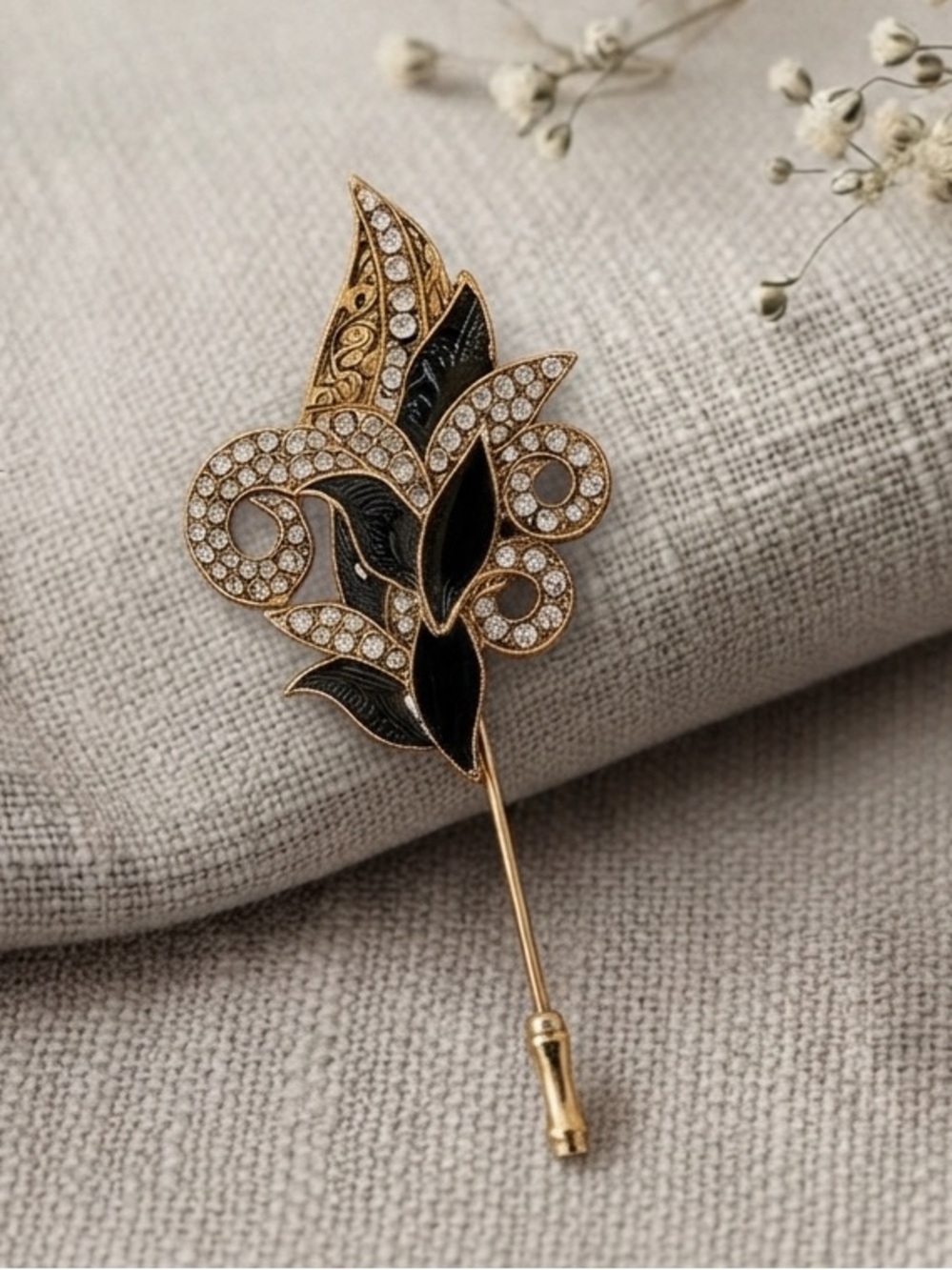 Da Vinci Vintage Rhinestone Black Enamel Hat Pin Brooch